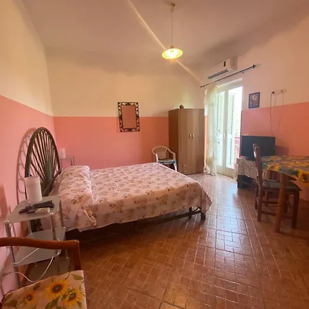 Michelangelo's House Ξενοδοχείο με διαμερίσματα Gioiosa Marea