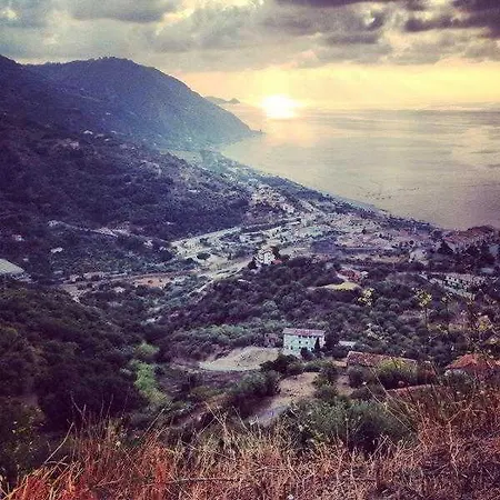 Michelangelo's House Ξενοδοχείο με διαμερίσματα Gioiosa Marea