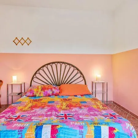 Michelangelo's House Apart Otel 3*